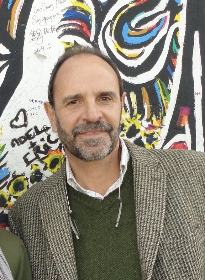 Dr. Luis Bernardo Reygadas Robles Gil